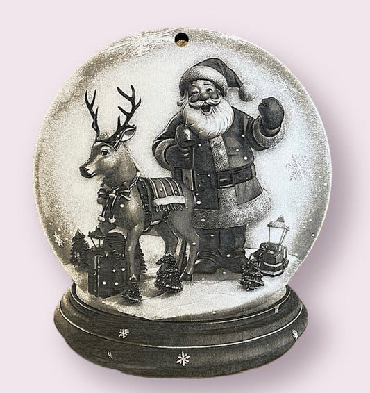 Snow globe Christmas ornament - Kato Kreations